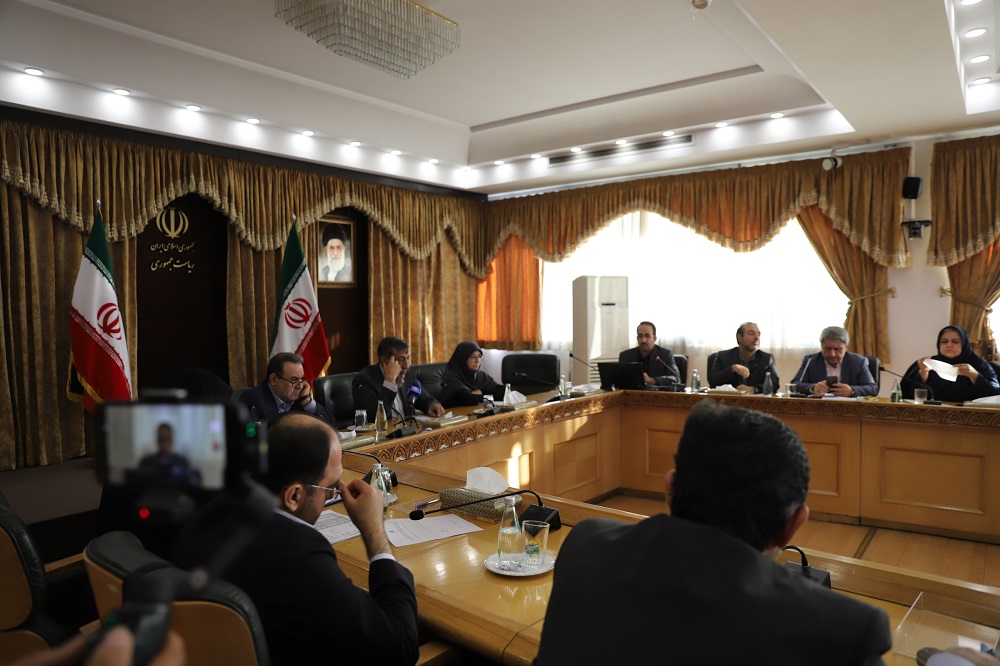 معاینه فنی خودروها نظارت نمی‌شود