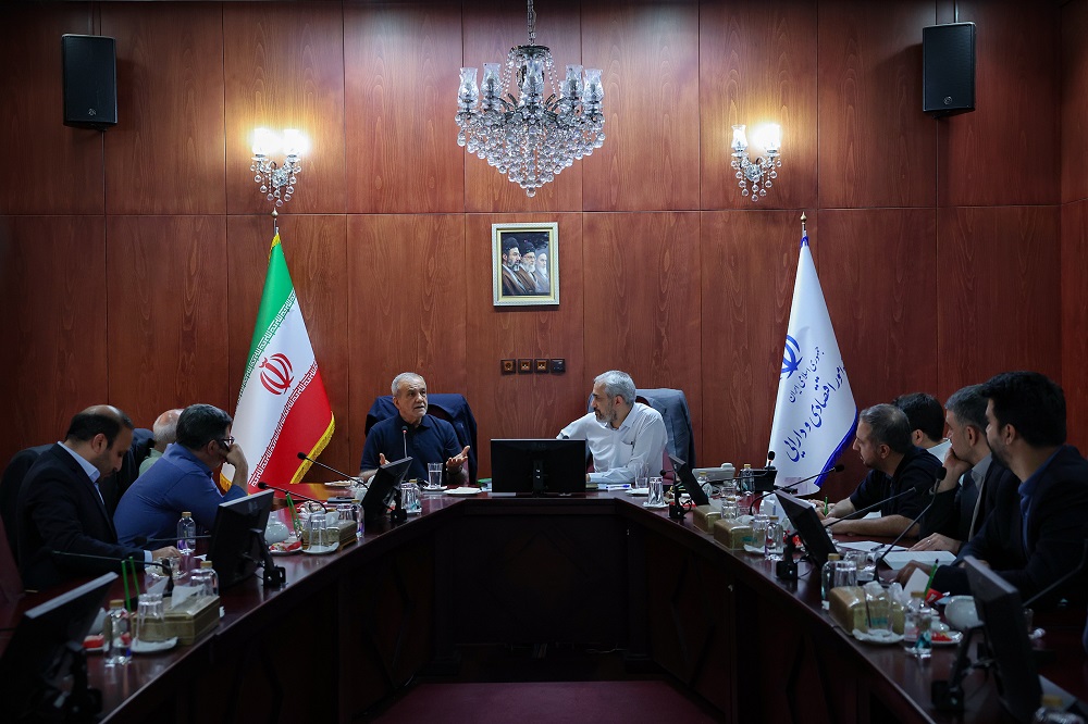 تأکید پزشکیان بر ثبت جامع اطلاعات شهروندان